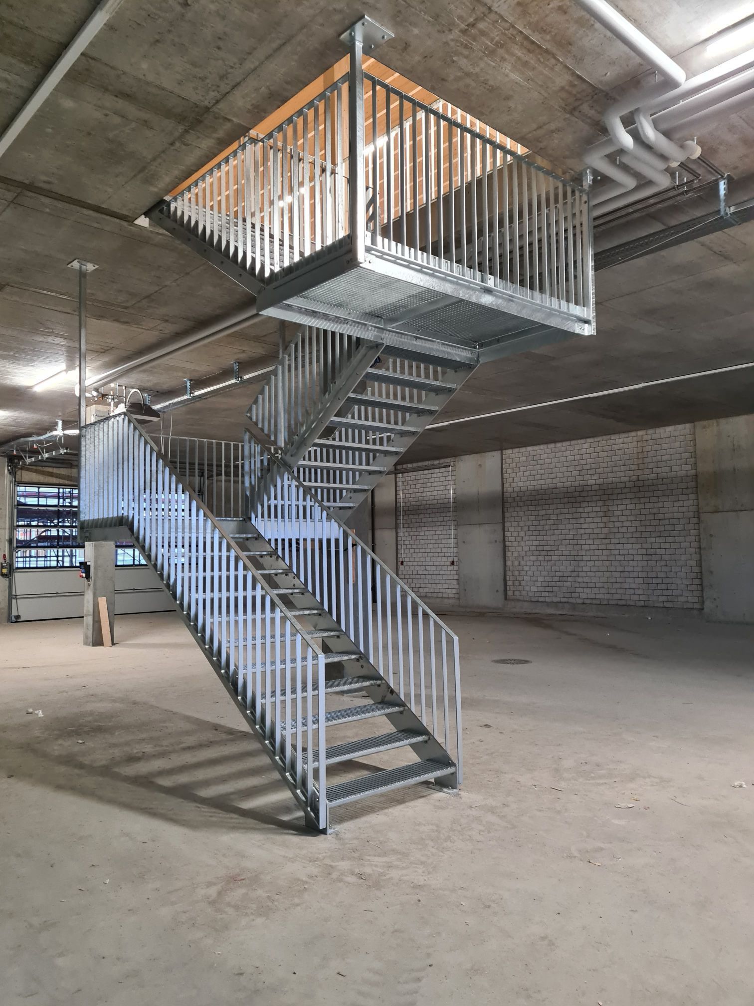 Metalltreppe - Glas Schneller GmbH - Rüti