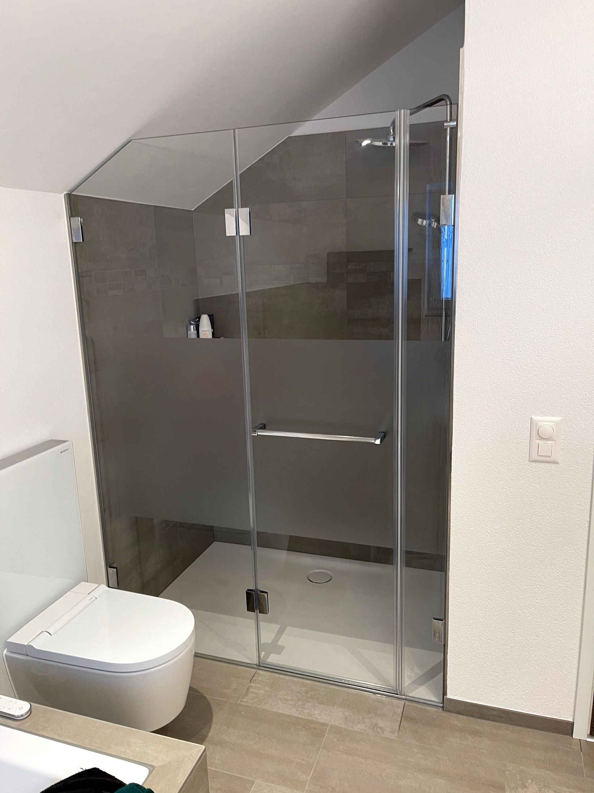 Nischendusche - Glas Schneller GmbH - Rüti