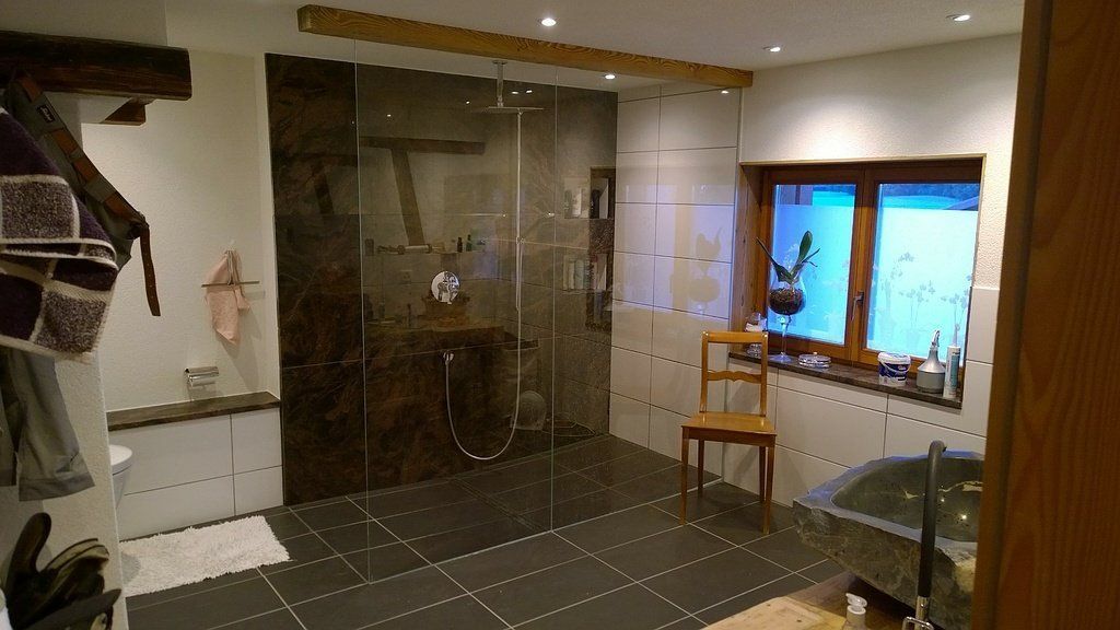 Duschtrennwände- Schreinerei De Nardo