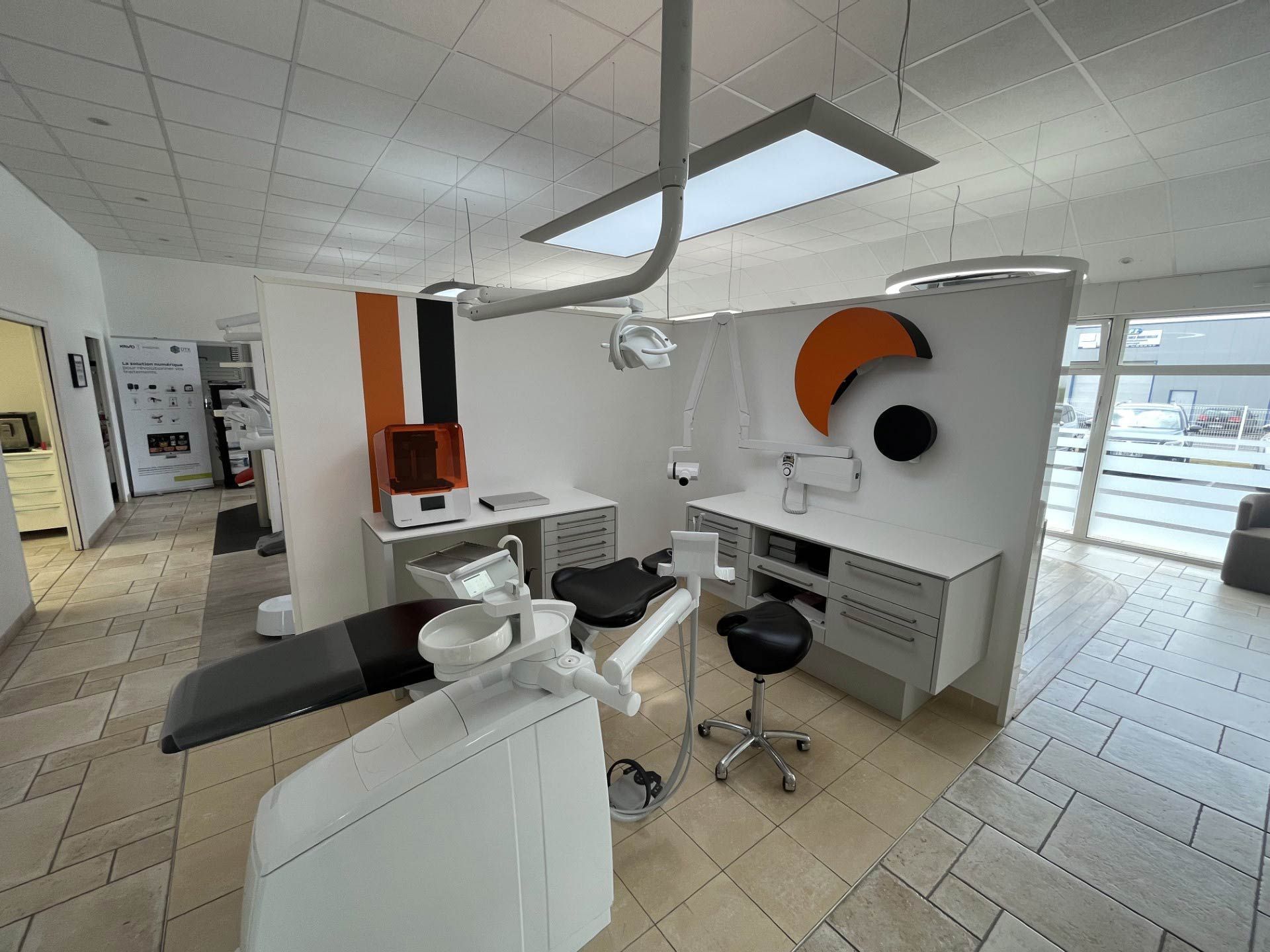 showroom Bretagne service dentaire