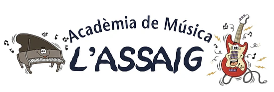 Logotipo de L'Assaig Acad&egrave;mia de M&uacute;sica con un piano a la izquierda y un m&uacute;sico de dibujos animados a la derecha.