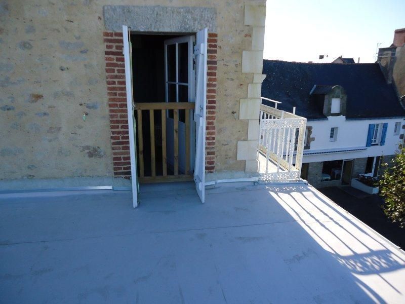 Port de Piriac sur mer - Etanchéité toit terrasse - Membrane Sarnafil FPO TG 66-15