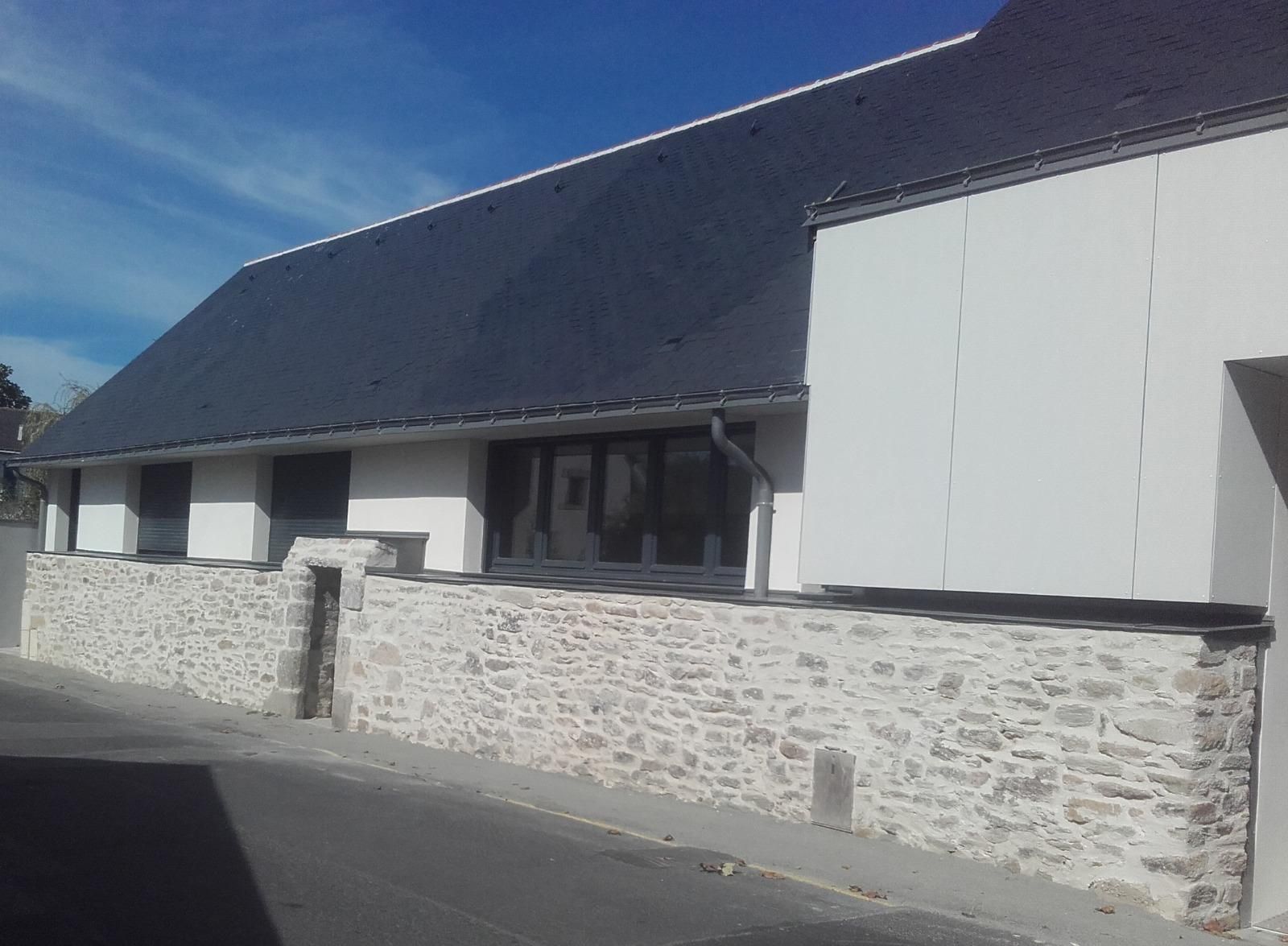 Piriac sur Mer - Construction Maison de l'Enfance - Couverture ardoises naturelles 390 m² - Couverture zinc joint debout 336 m² - secteur 