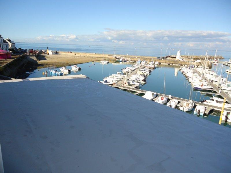 Port de Piriac sur Mer - Etanchéité toit terrasse membrane Sarnafil FPO TG 66-15