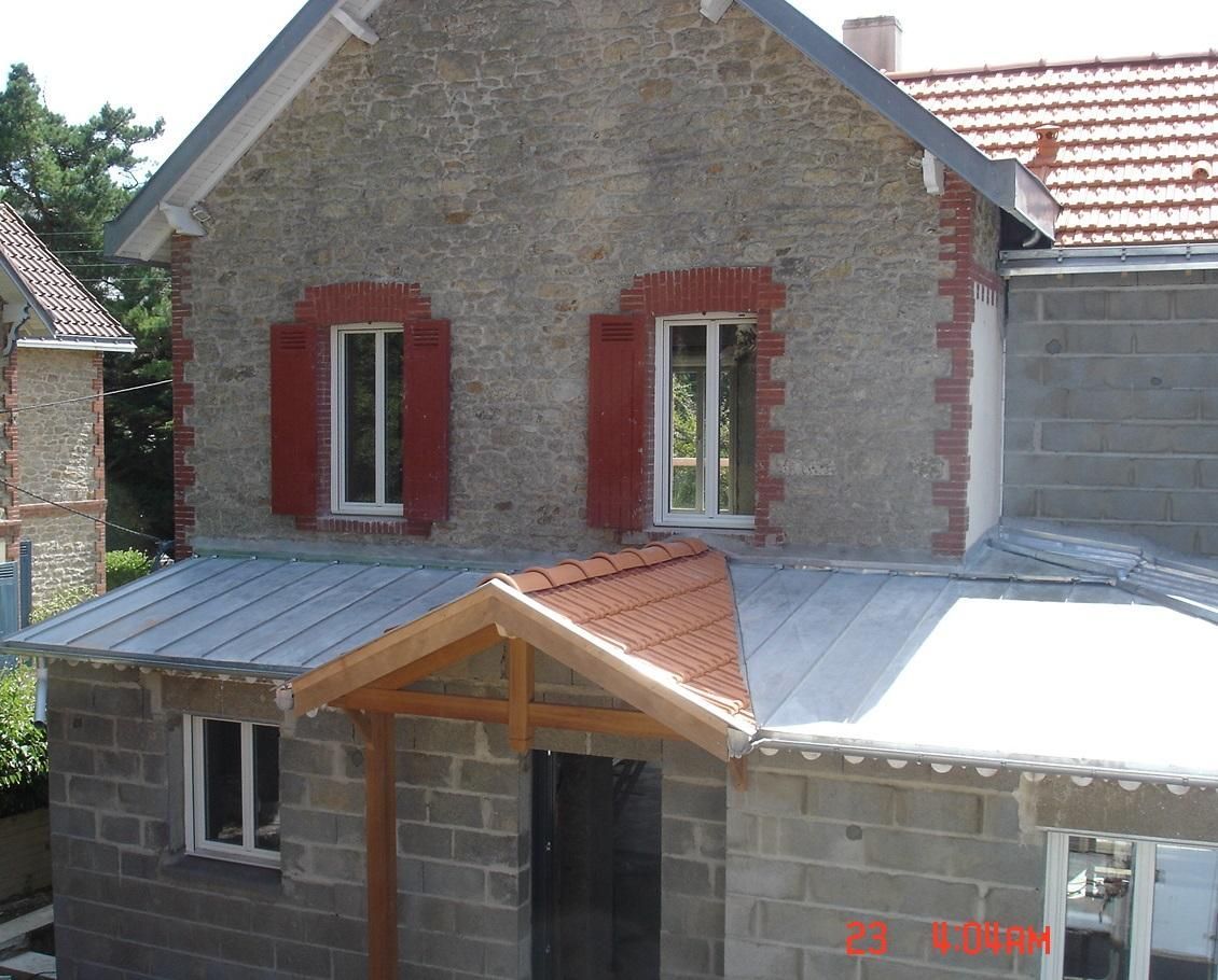 Pornichet - Extensions couvertures tuiles et zinc naturel joint debout