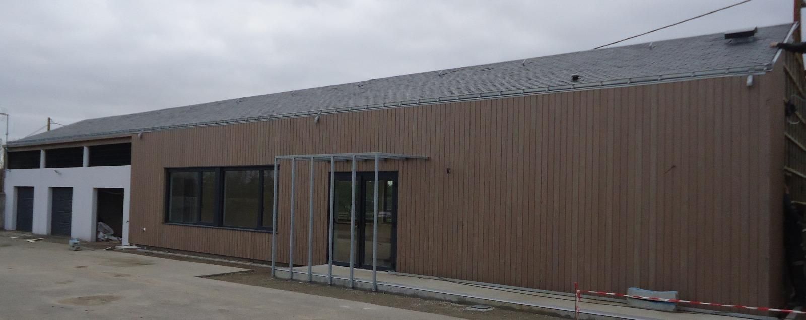 Pour commune de St Malo de Guersac - Extension Maison des Associations - Couverture ardoises d'Espagne - Grégory Laumonier Architecte St Nazaire - Chantier Public