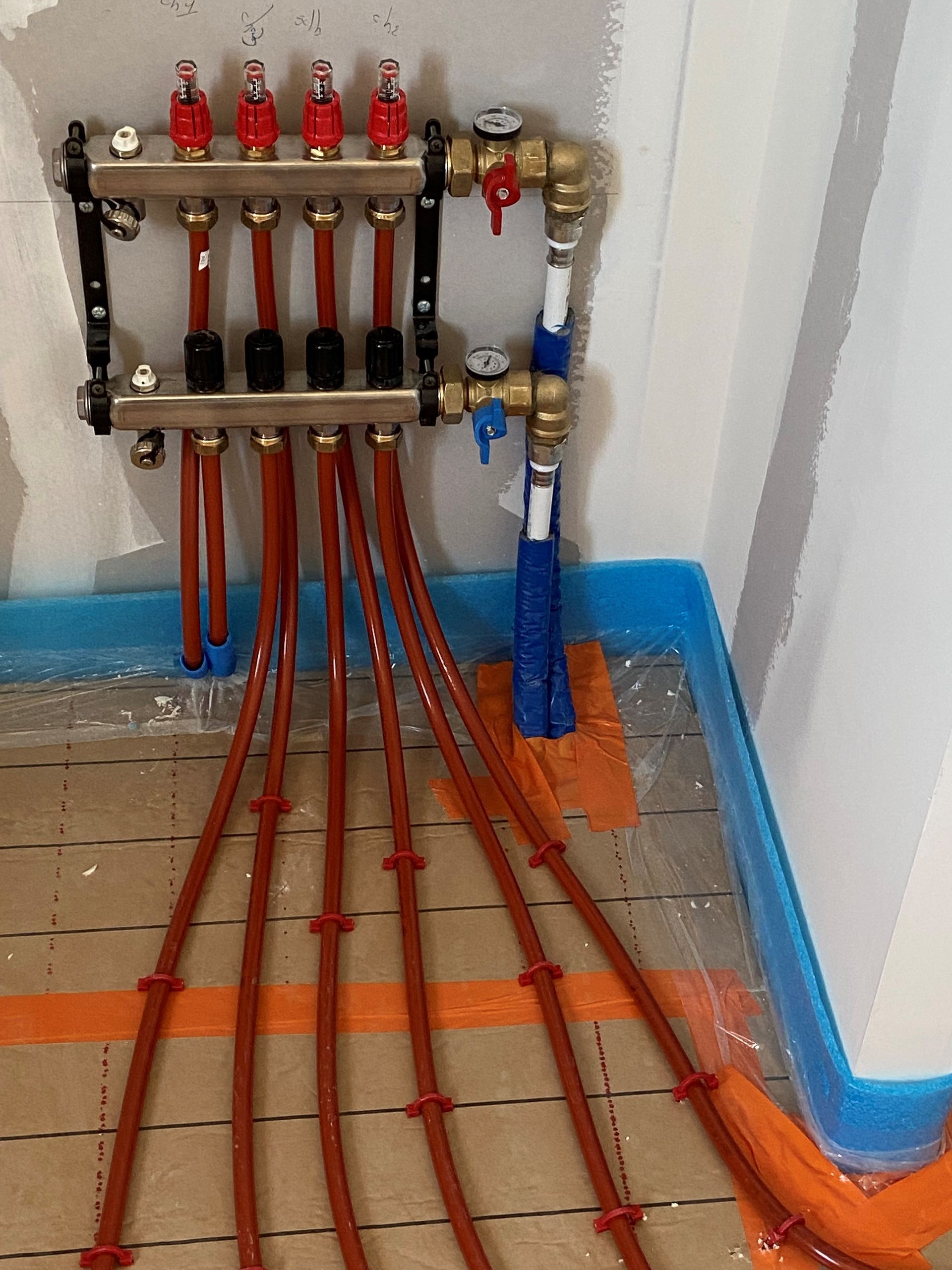 Tuyaux de plancher chauffant