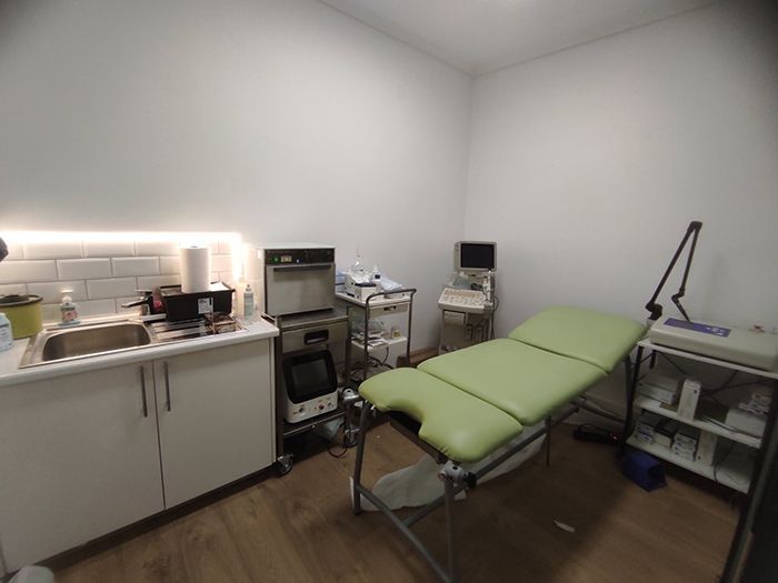 ΞΟΥΠΛΙΔΗΣ ΚΥΡΙΑΚΟΣ
ΧΕΙΡΟΥΡΓΟΣ ΟΥΡΟΛΟΓΟΣ – ΑΝΔΡΟΛΟΓΟΣ