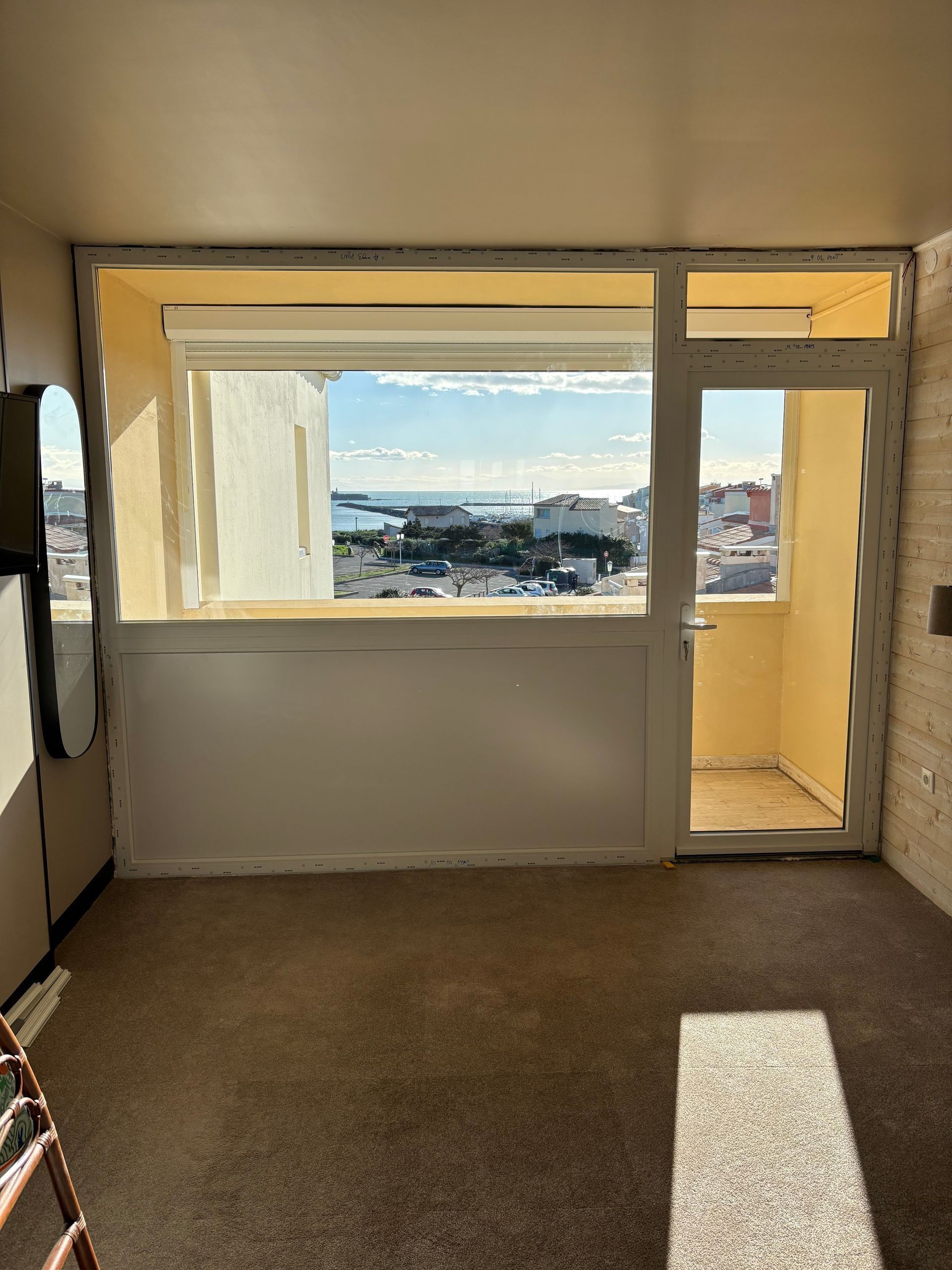 Porte-fenêtre de balcon