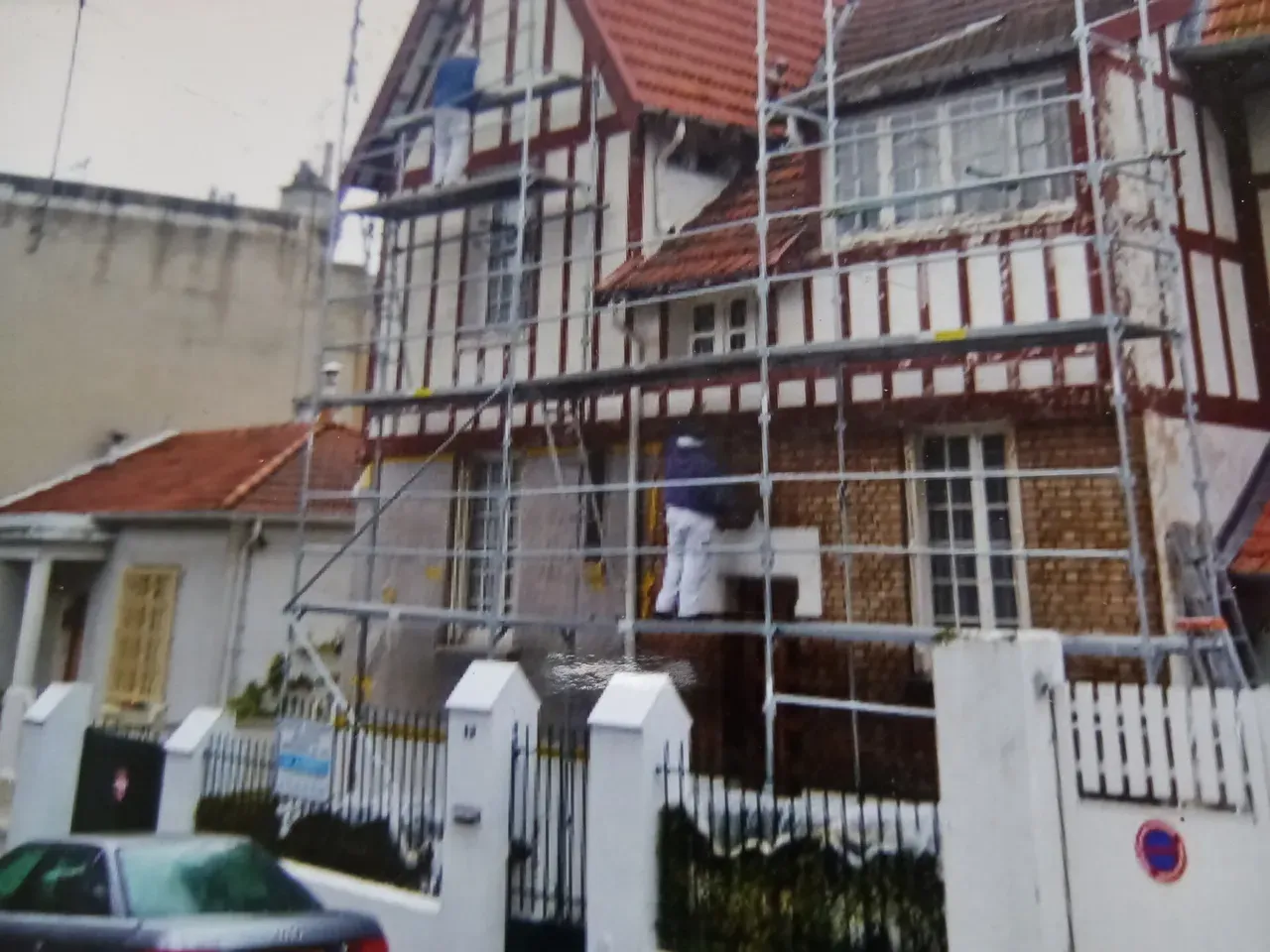 Remise en état d'une façade échafaudage