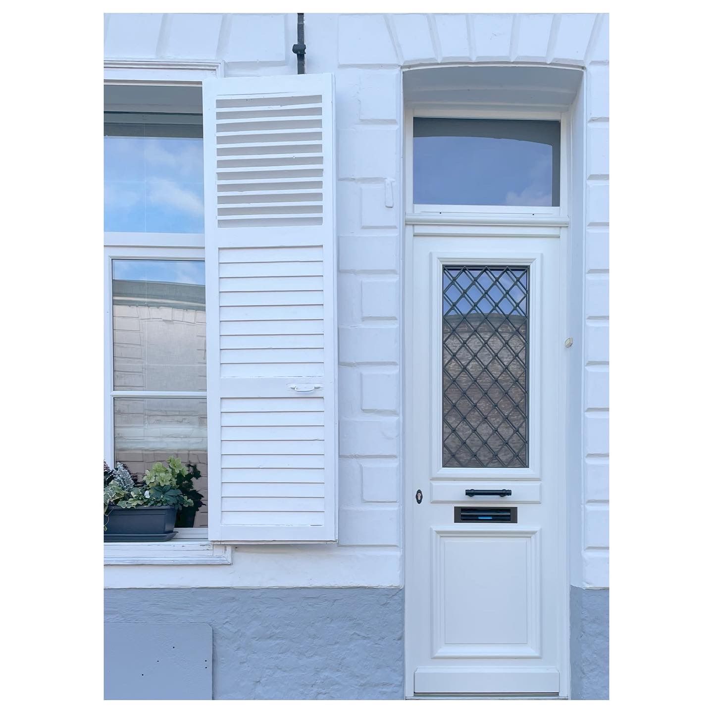 porte d'entrée en bois