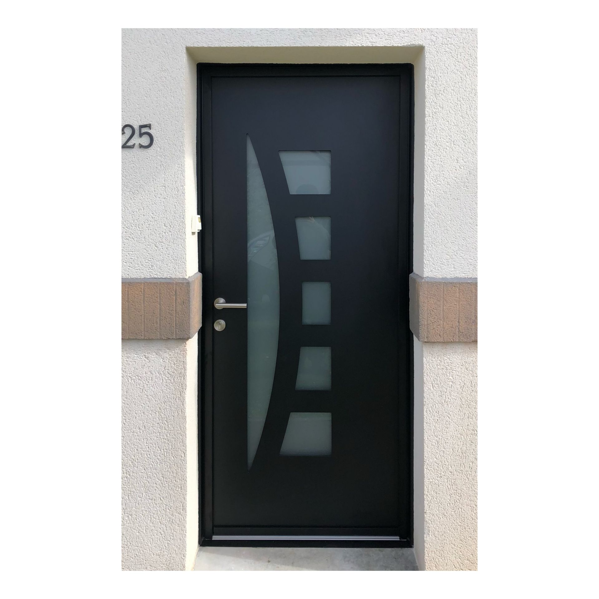 porte d'entrée aluminium sur mesure