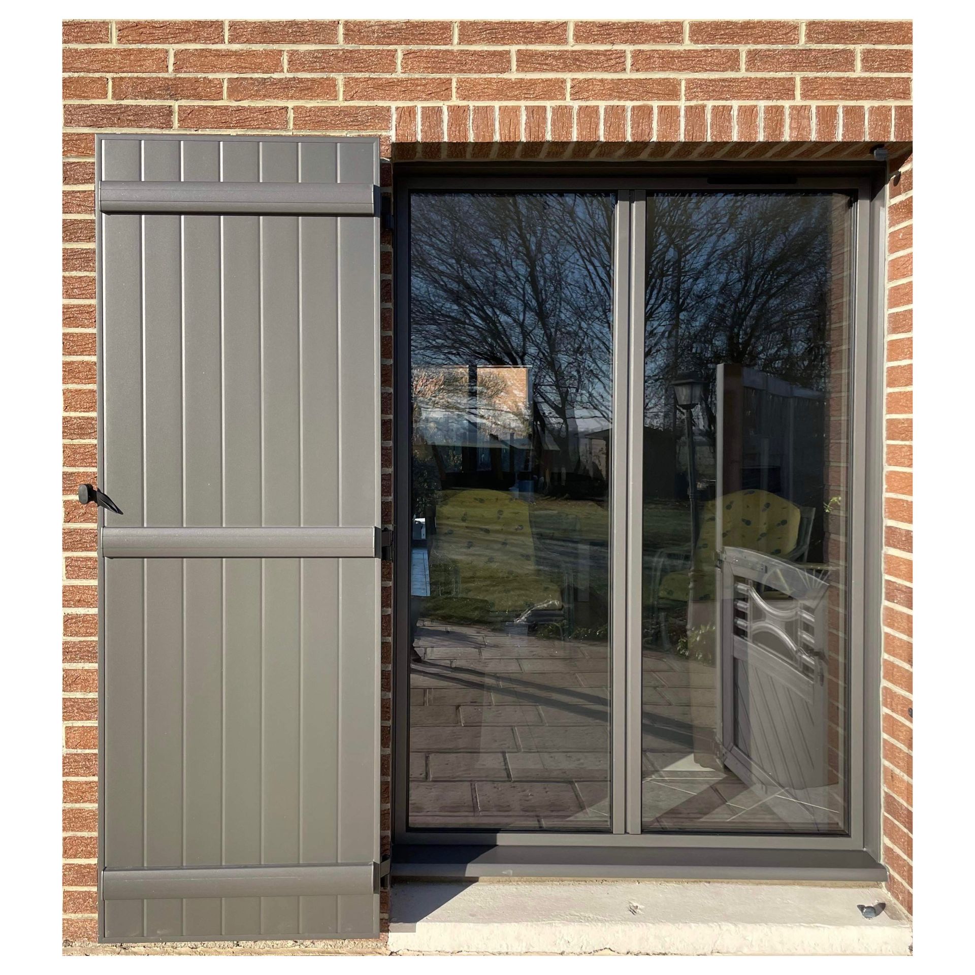 porte fenêtre et volet battant en aluminium