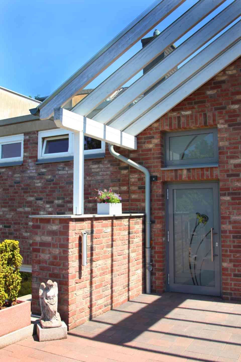 Haus mit Backsteinfassade