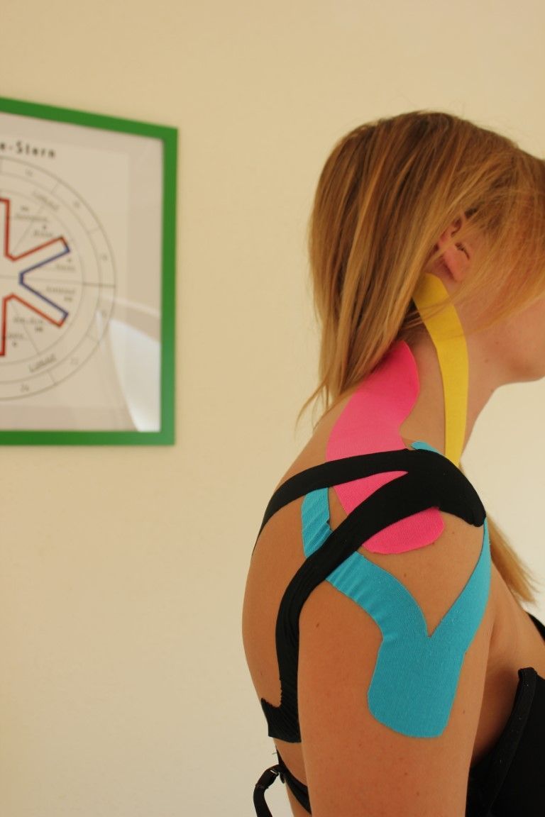 Tape auf der Schulter