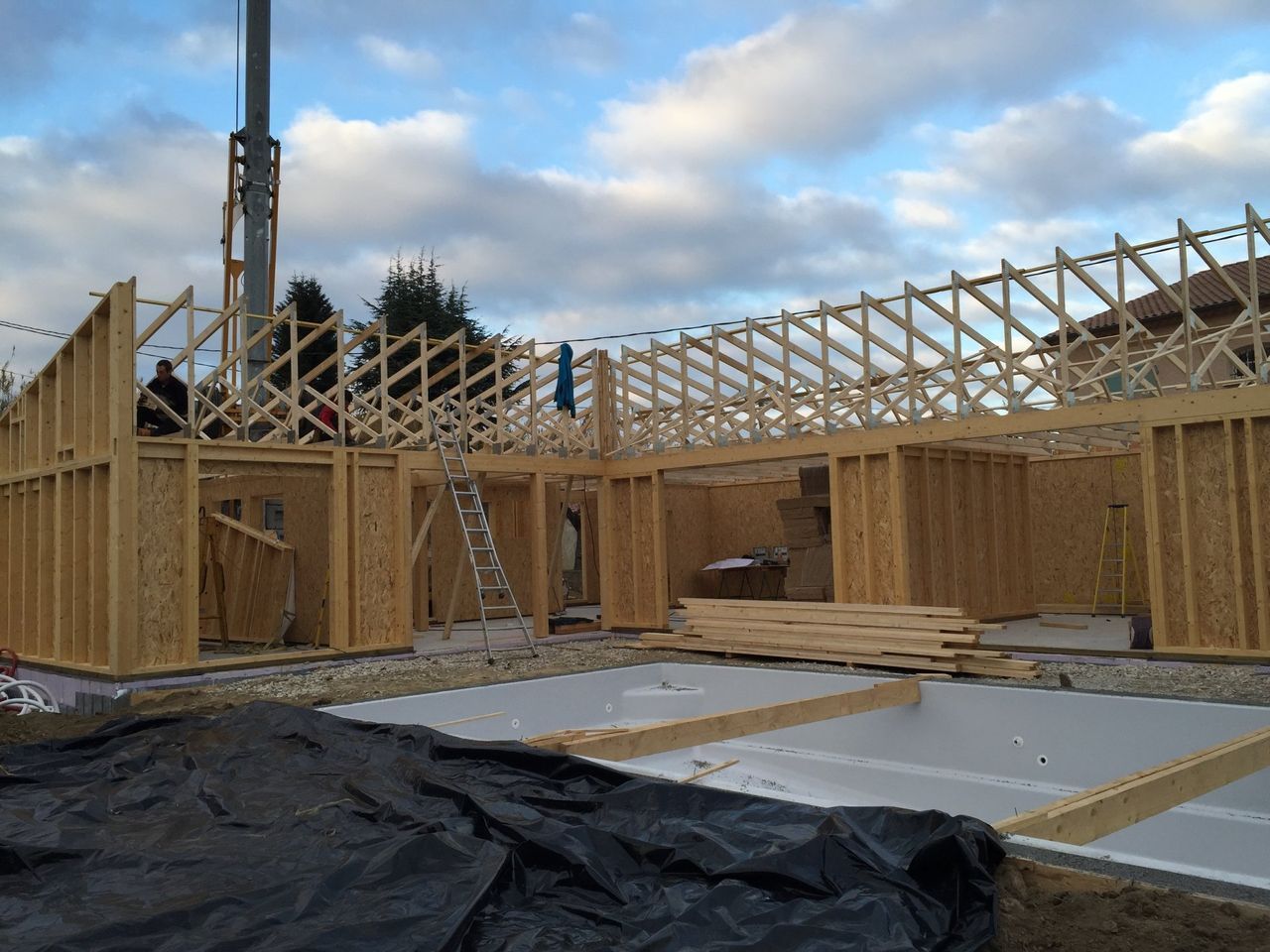 Photo d'une maison en ossature bois en construction