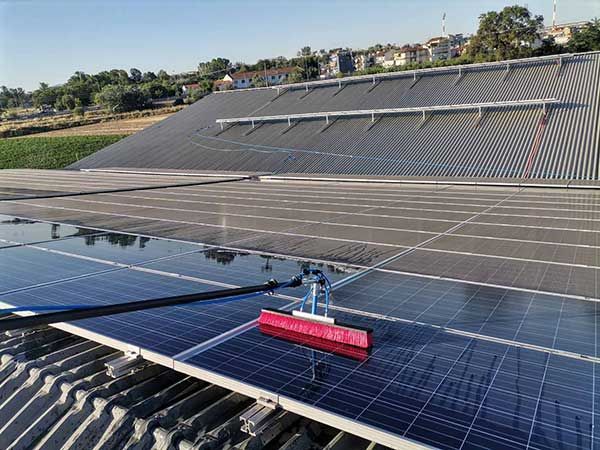 Πλύσιμο Φωτοβολταϊκών