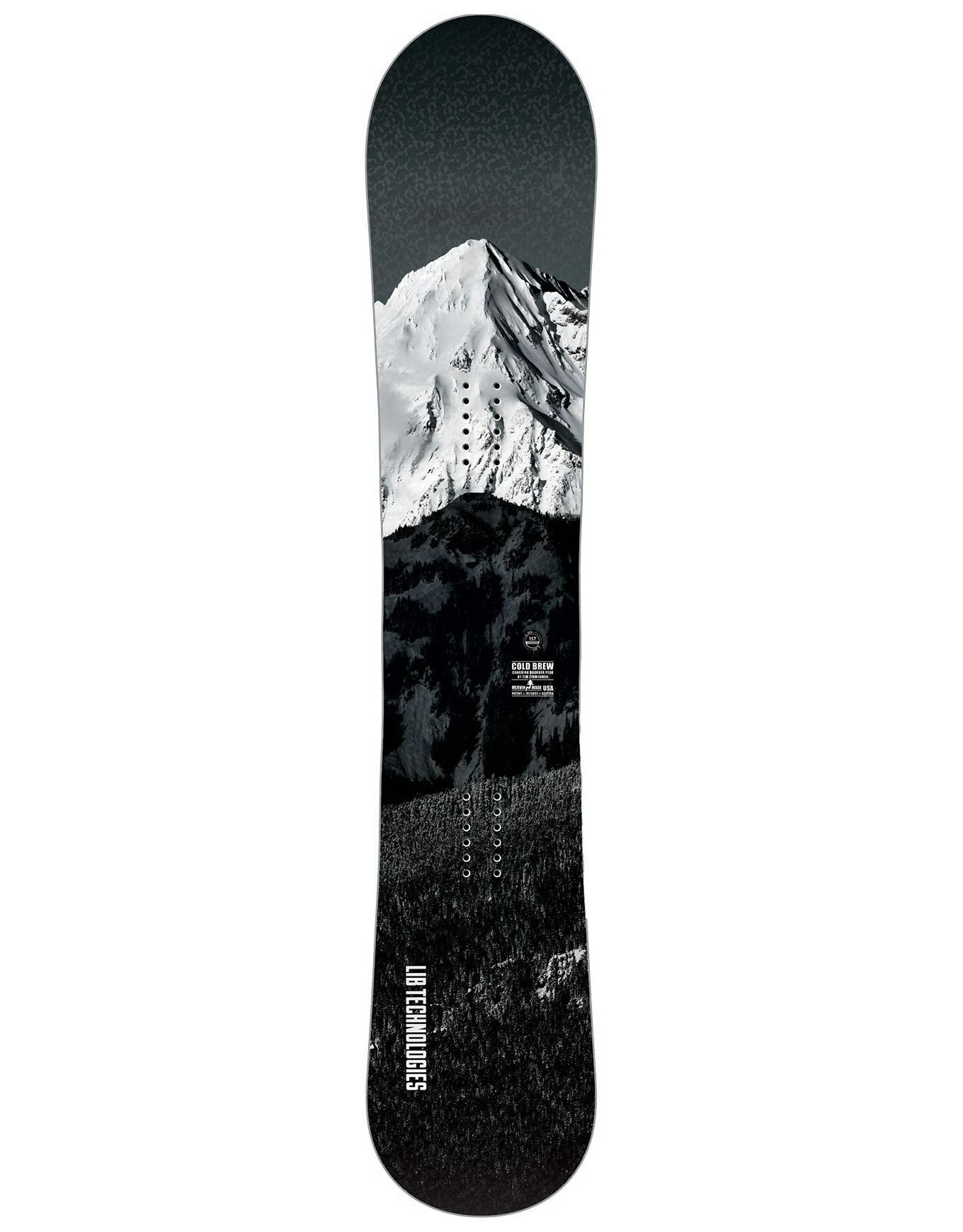 Snowboard avec un motif de montagne en noir et blanc.