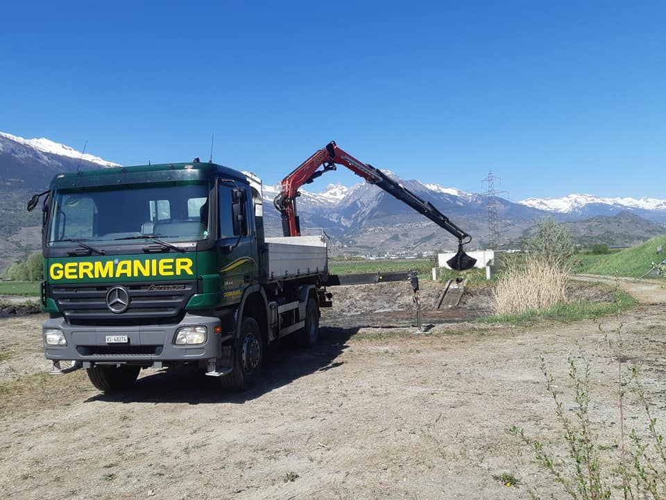 Camion-grue/grappin - Basculant