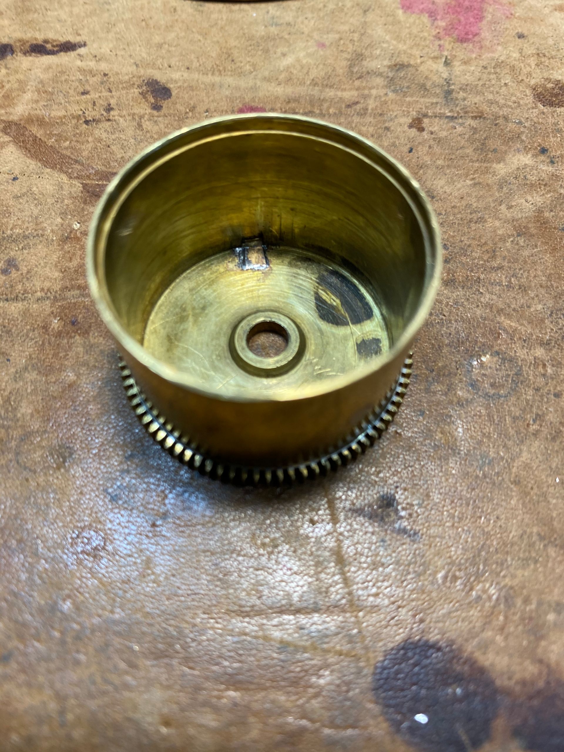 L'intérieur d'un mécanisme horloger