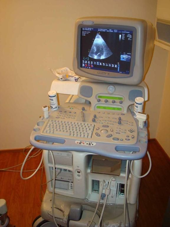 Dr A. Basti - Lausanne