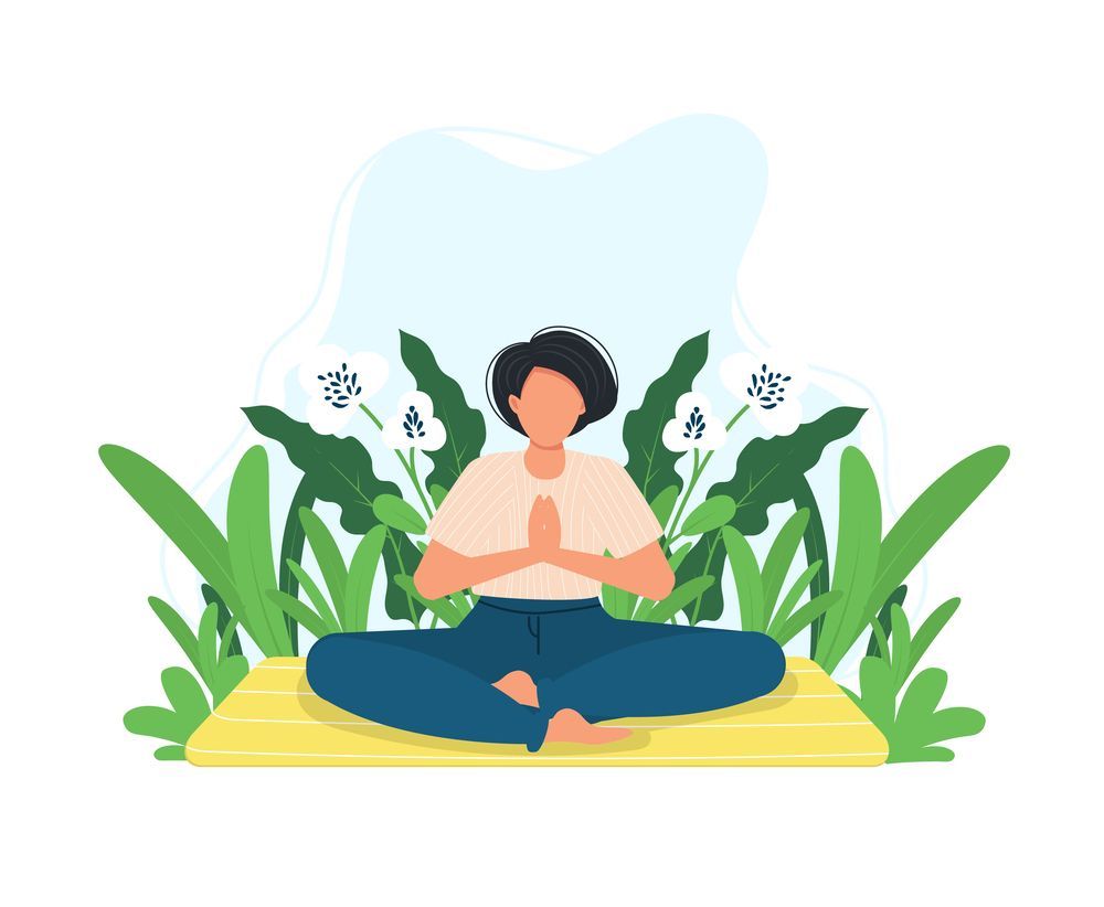 Persona meditando en posición de loto al aire libre, rodeada de plantas. Con las manos en posición de oración, viste pantalones azules y una camisa rosa.