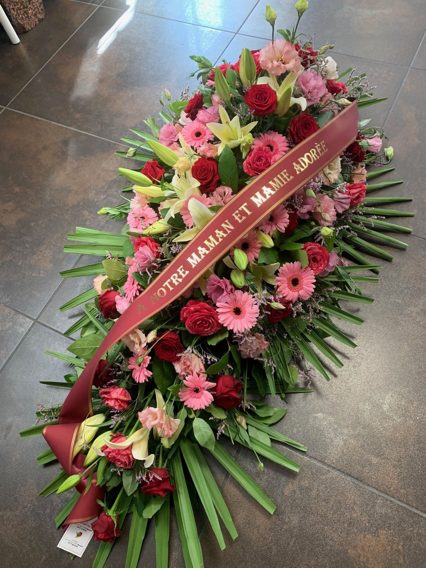 Gerbe florale entre exotisme et tradition