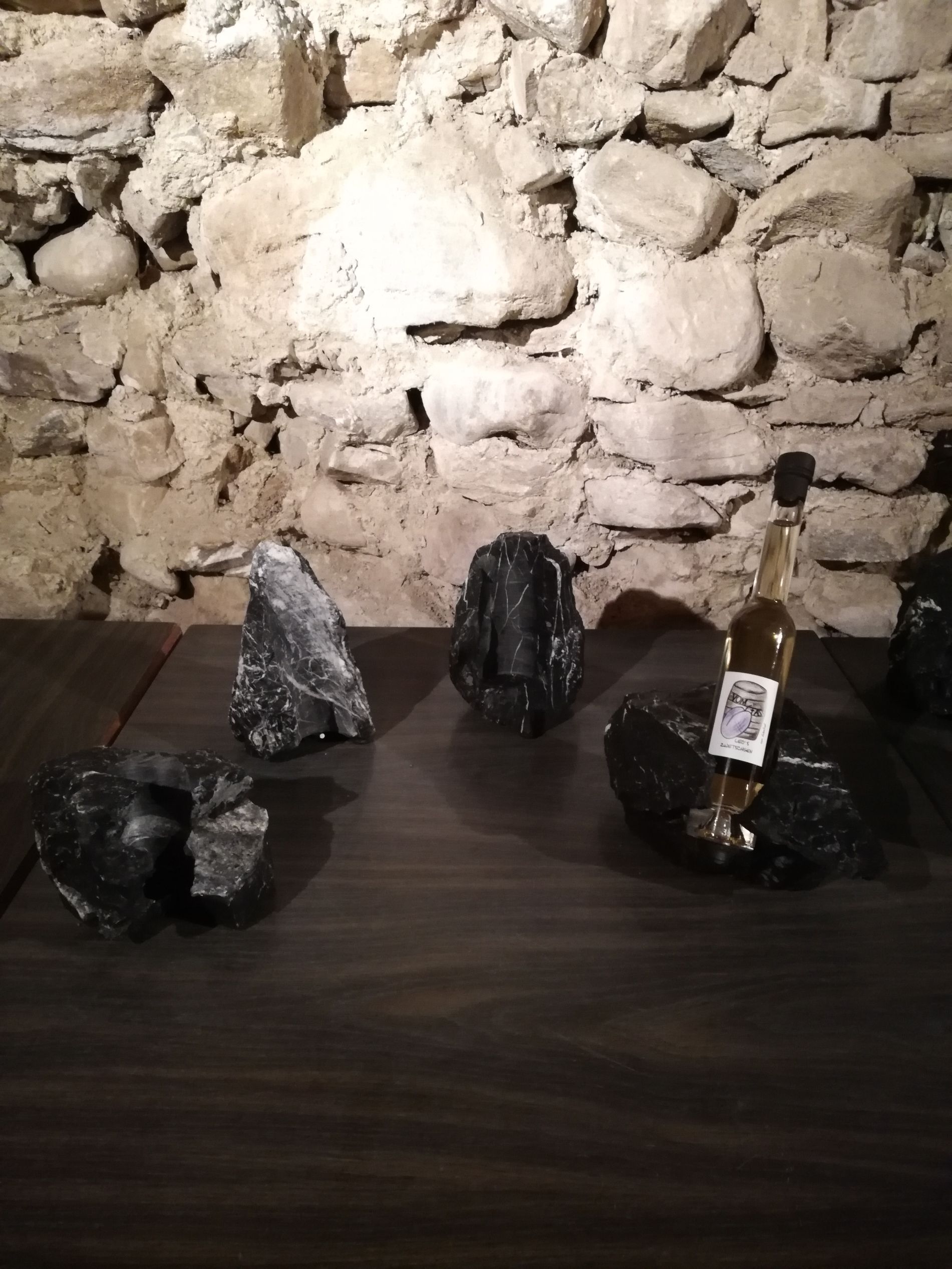 Fass Birne Brand Williams Flaschen Schnaps Keller Angebot Geschenk Event Hofladen Schnapsdegustation