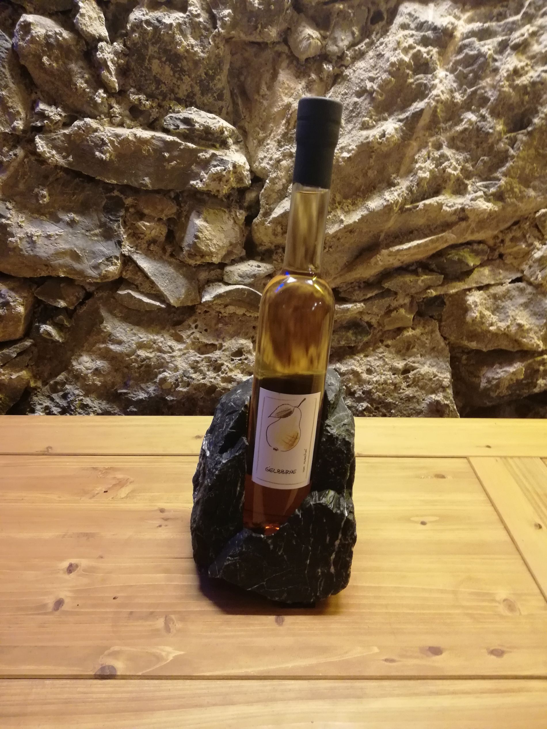 Fass Birne Brand Williams Flaschen Schnaps Keller Angebot Geschenk Event Hofladen Schnapsdegustation