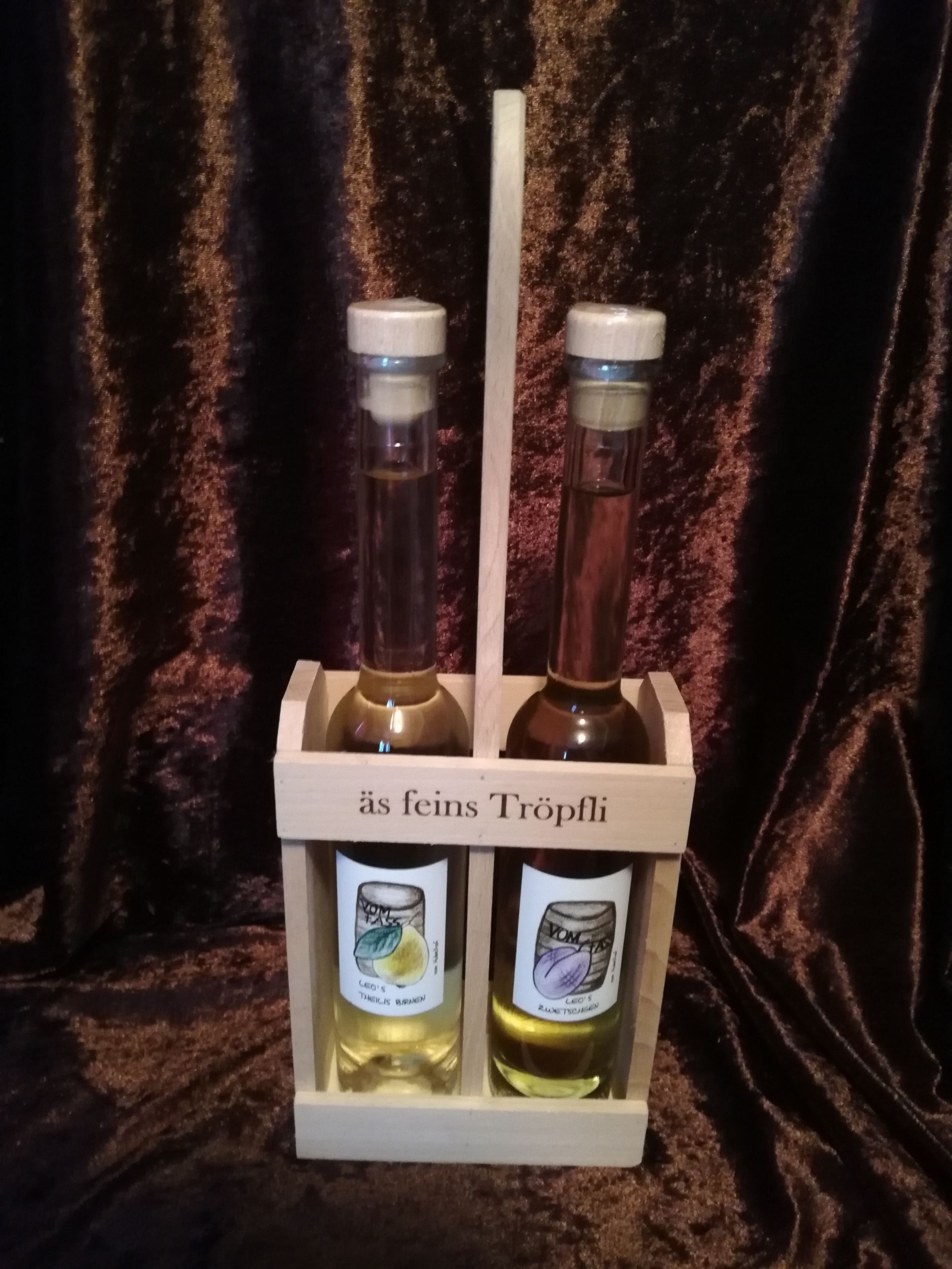 Fass Birne Brand Williams Flaschen Schnaps Keller Angebot Geschenk Event Hofladen Schnapsdegustation