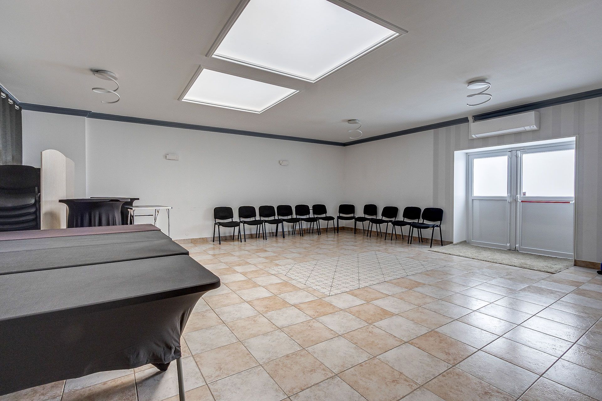 Salle de réception vide