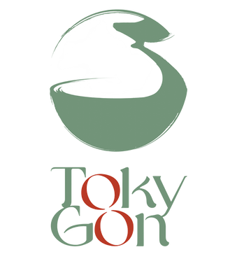 Grünes Pinselstrich-Logo mit schalenartiger Form über den Worten „Tokyo Gon“ in Grün und Rot.