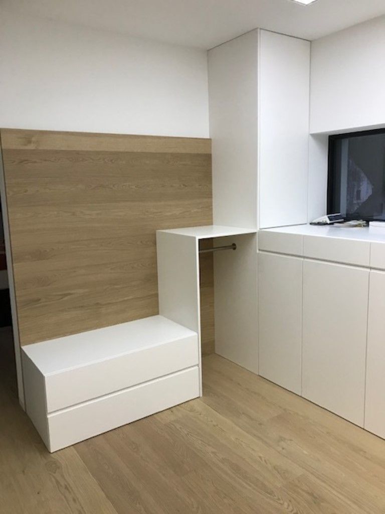 modernes Möbelstück