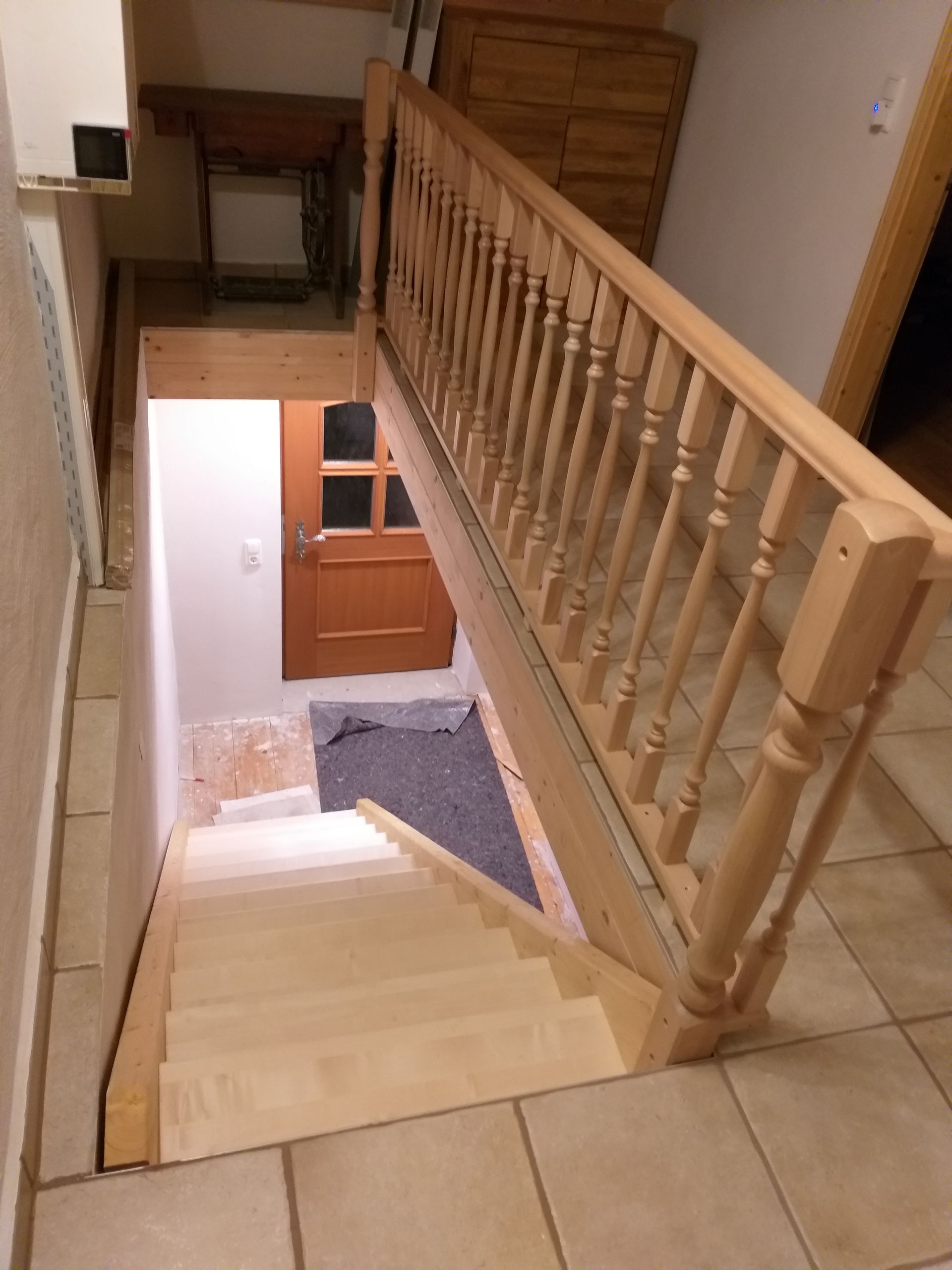 Holzschindelturm in Sanierung