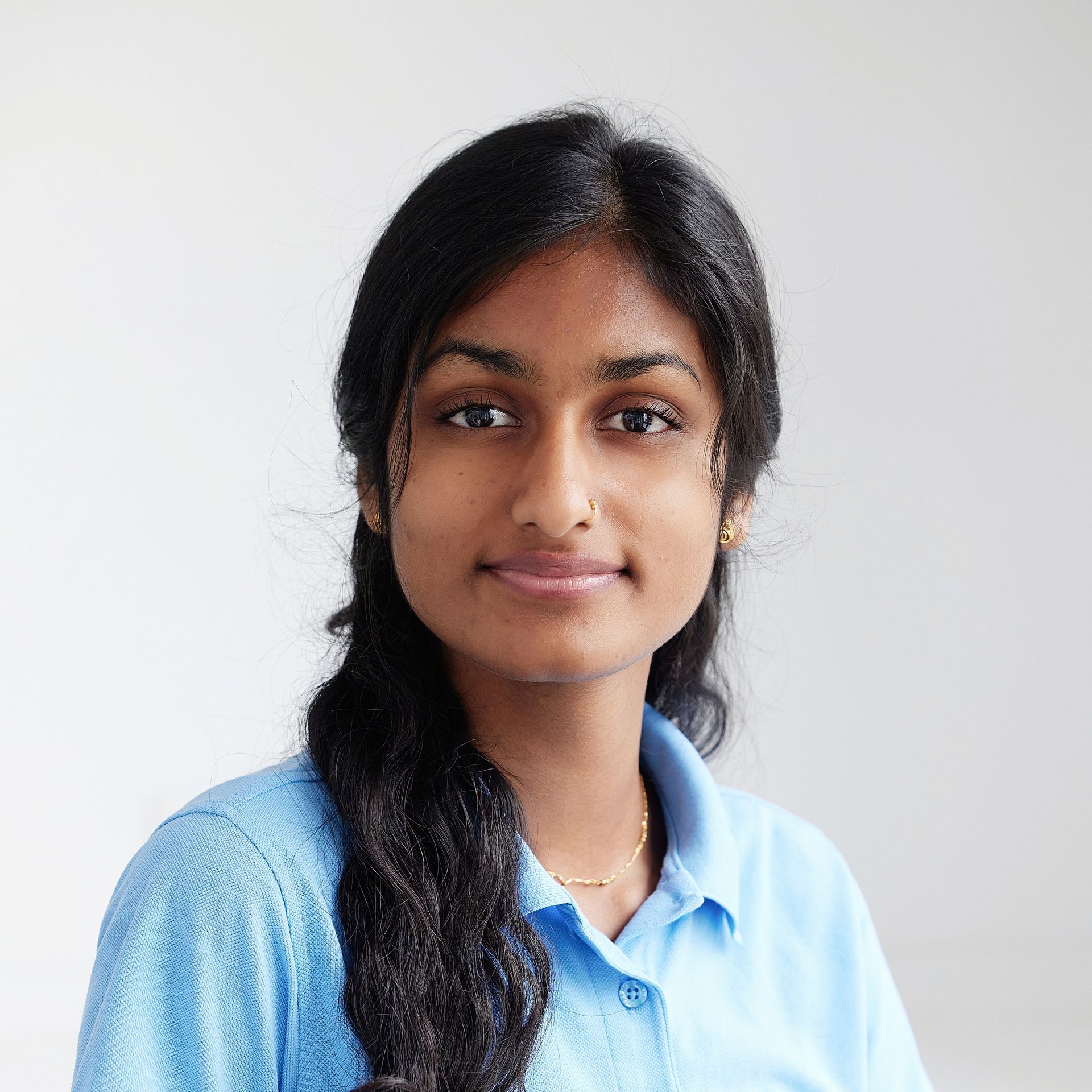 Dr. Lüönd Zahnarztpraxis Frau Pirapakaran