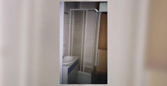 Salle de bains peinture carrelage à Mornand en Forez