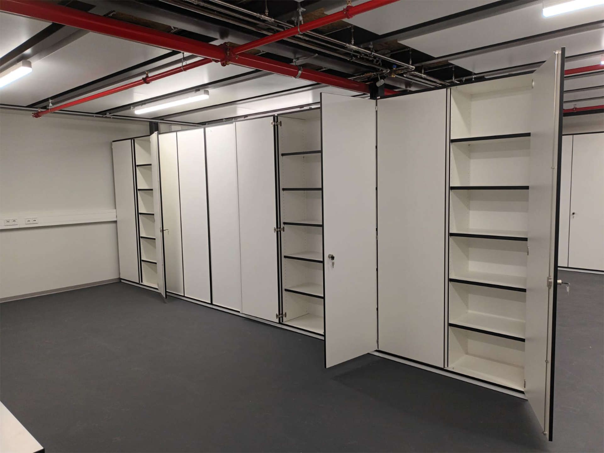 Schrankwand Linhardt geöffnet