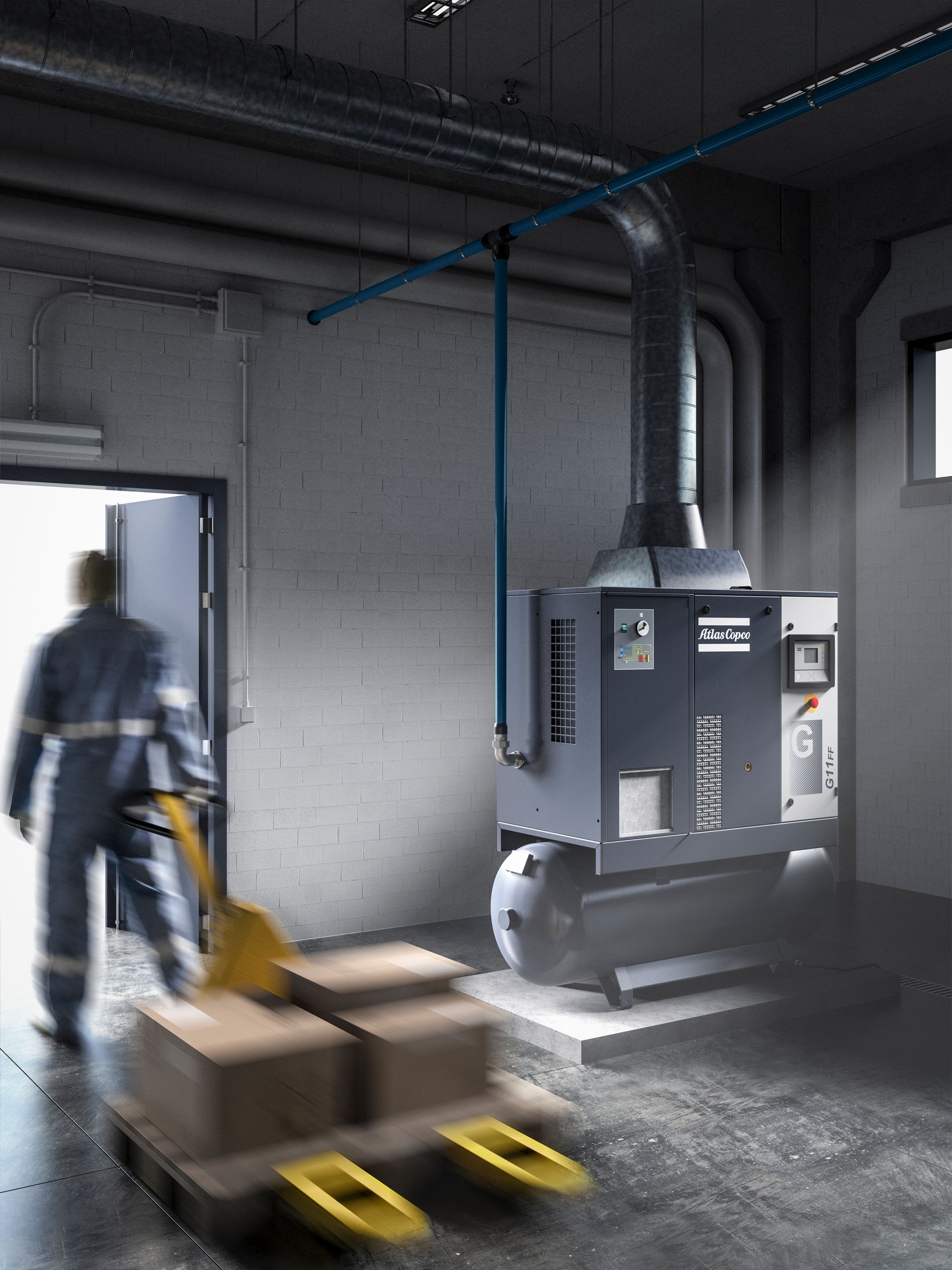 Un homme dans un entrepôt utilise un chariot de palettes