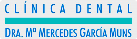 Un logotipo azul y blanco para clínica dental.