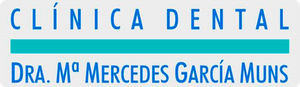 Un logotipo azul y blanco para clínica dental.