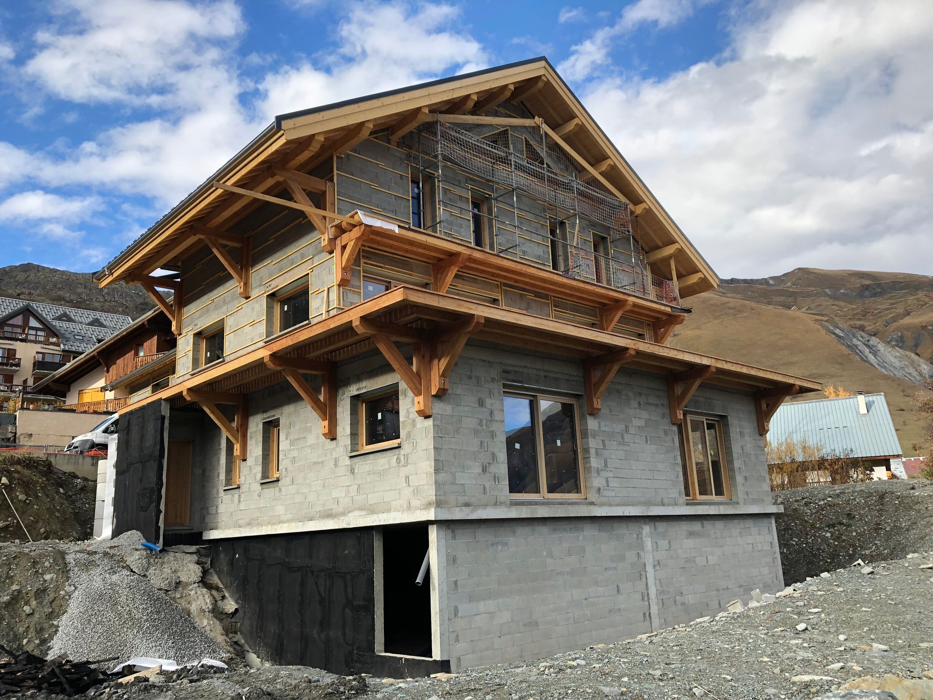 Photo d'une construction d'habitation en parpaings