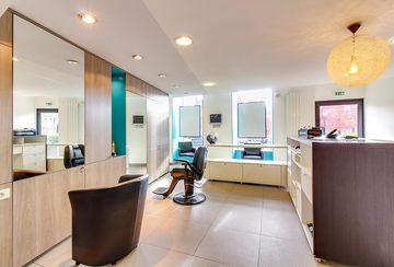 Duo Coiffure Coiffeur Pour Soins Des Cheveux A Lesneven