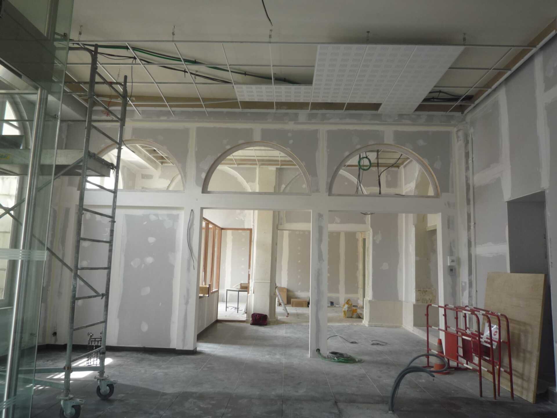 Mairie de Sablé-sur-Sarthe (Sarthe) - Hall pendant les travaux