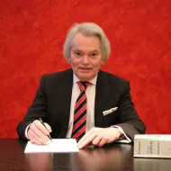 Dipl.-Kfm. Tillmann Hermanns Dipl.-Kfm. Tillmann Hermanns