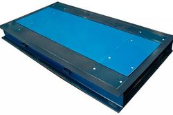 Un elemento azul y negro con un fondo blanco.