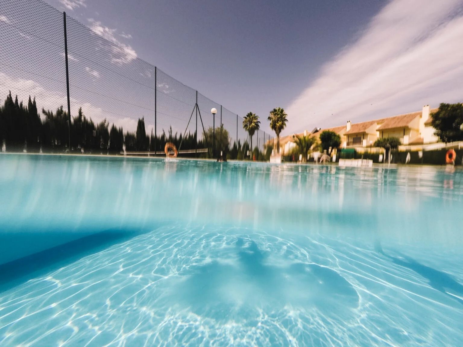 Productos químicos para el tratamiento del agua de piscinas en Salamanca