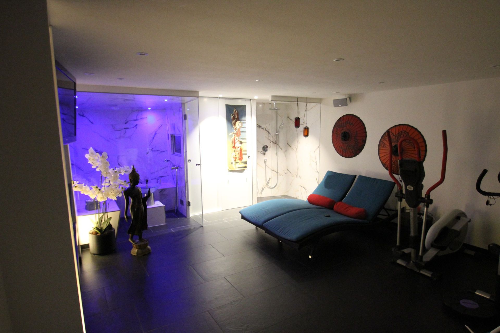 Wagner Saunabau Holzbau AG - Wellnessraum