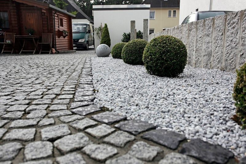 Steinpflaster, Gehweg