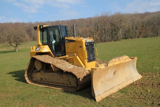 Bulldozer vue de devant