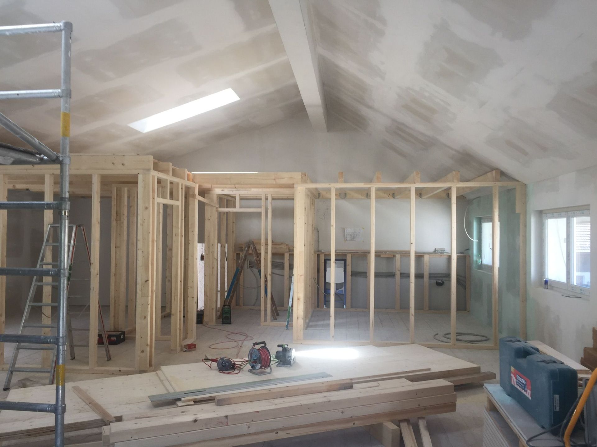 Maler Wild Schafisheim Schimmelentfernung Malen Streichen Tapeten Fassaden